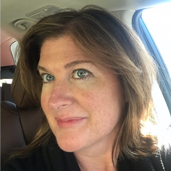 Meet your Posher, Amy - Picture 1 of 1